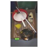 KNIFE SHARPENER (UNTESTED), STRAINER, ROASTING>>>