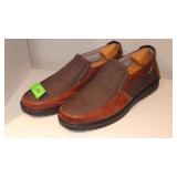 MENS LIGHTWEIGHT LOAFERS (NO SIZE- 11" INSIDE>>>>