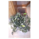 WOVEN GRASS WASTE BASKET W/ PLASTIC LINER & FAUX>>