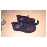 MENS CALTO SLIP ON SHOES  SIZE 11