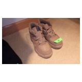 MENS LIGHTWEIGHT BOOTS 44 (SIZE 11)