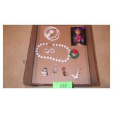 COSTUME JEWELRY, CHRISTMA PINS