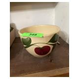 VINTAGE WATT POTTERY APPLE BOWL W/ 3 LEAVES #63