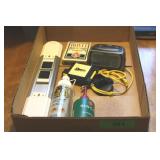 MAGNETIC LIGHT, GORILLA GLUE, ALARM CLOCK, TAPE>>>