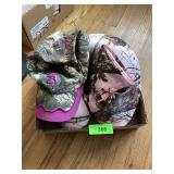 PINK CAMO HAT, NECK PILLOW & PILLOWCASE