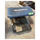 AC DELCO ROLLING MECHANICS STOOL (BROKEN PIECE>>>