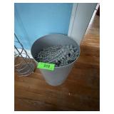 TRASH CAN, 2 BATH RUGS