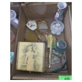 VINTAGE COLAR BOX (SEE PICS FOR CONDITION), HAND>>