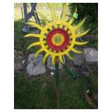 HANDMADE METAL YARD ART FLOWER