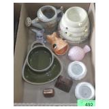 SOUP & SANDWICH BOWL, CERAMIC PITCHER & BIRD, >>>>