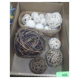 ASST. DECORATIVE SPHERES