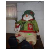 LARGE PLUSH SNOWMAN DECOR 3