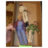 1974 LORIMAR BO DUKE DOLL, (2) 1975 LION ROCK 7">>