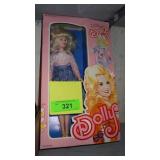VINTAGE NRFB DOLLY PARTON DOLL 11 1/2" POSEABLE