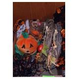 HALLOWEEN PLASTIC CANVAS GHOSTS, ASST FALL>>