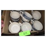 3 SONOMA MUGS & VTG CHINA SET MARKED USA - >>>