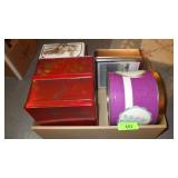 ASST CHRISTMAS TINS