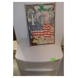 PLASTIC STORAGE DRAWERS & I LOVE US POSTER