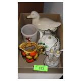 DUCK CASSEROLE, CROCK, CERAMIC TEAPOT, MCM>>>>>