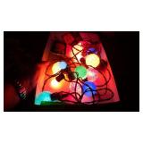 VTG LIGHTED ICE & PLASTIC CHRISTMAS LIGHTS>>>