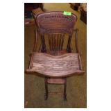 VTG OAK CONVERITBLE HIGH CHAIR TO ROCKING CHAIR