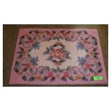 HOOKED RUG 30" X 20"