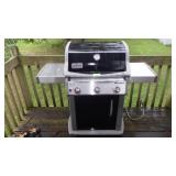 WEBER NATURAL GAS GRILL (UNTESTED)