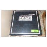 VINTAGE BASEBALL TRADING CARDS IN BINDER