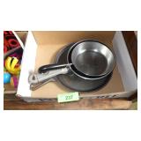 LODGE CAST IRON GRIDDLE, REVERE WARE & WEAREVER >>