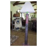 WOODEN FLOOR LAMP