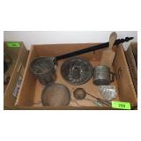 VINTAGE SIFTERS (1 MAJESTIC RANGE ADVERTISEMENT)>>