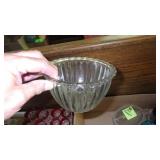 VTG HEN ON NEST (CHIPPED TAIL), COIN DOT GLASS>>>