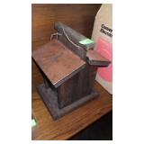 BIRD FEEDER W/ COPPER ROOF