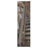 28" WOODEN EXTENSION LADDER (EACH SECTION 14