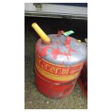 METAL 5 GALLON GAS CAN (LITTLE BIT OF GAS) USE AT>