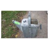 VTG GLAVANIZED WATERING CAN (NO SPRINKLER HEAD)