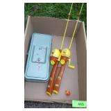 VTG CHILDS ZEBCO SPONGEBOB ROD & REEL, VINTAGE>>>>