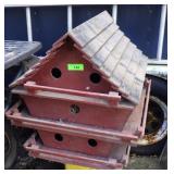 VINTAGE MARTIN HOUSE / BIRDHOUSE 26 x 27 X 25