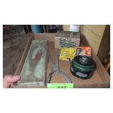 VINTAGE SHAKESPEARE REEL, *EMPTY* REEL BOX, FISH>>