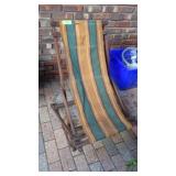 VINTAGE FOLDING CANVAS CHAIR