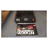 ESCORT RADAR DETECTOR -TURNS ON