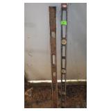 2 LEVELS (1 VTG UNIVERSAL) (1 MAGNETIC W/ BROKEN >