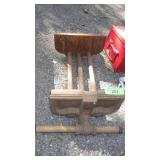 VINTAGE CAST IRON BENCH VICE