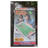 VINTAGE ELECTRIC FOOTBALL GAME (UNTESTED)>>>>