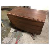DROP LEAF TABLE
