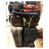 SUITCASE LOT