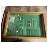 DISPLAY CASE WITH PRIZMS