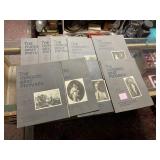 THE HUNDRED BEST PICTURES BOOKS