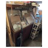 DISPLAY SHELF AND CONTENTS