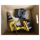 DEWALT DRILL